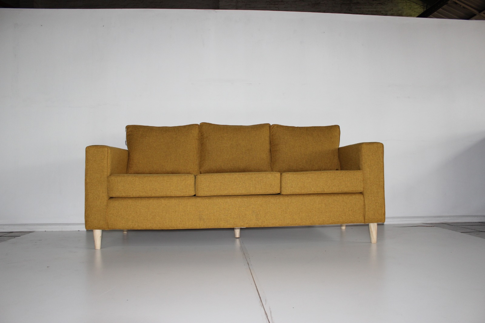 Range Piece 50 in a contemporary living room